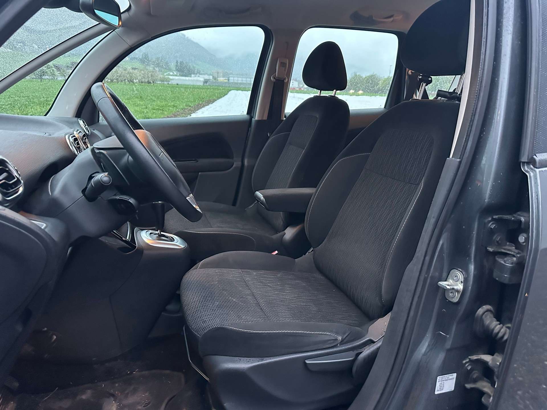 CITROEN C3 Picasso 1.6i 16V Rossignol EGS6-image-9