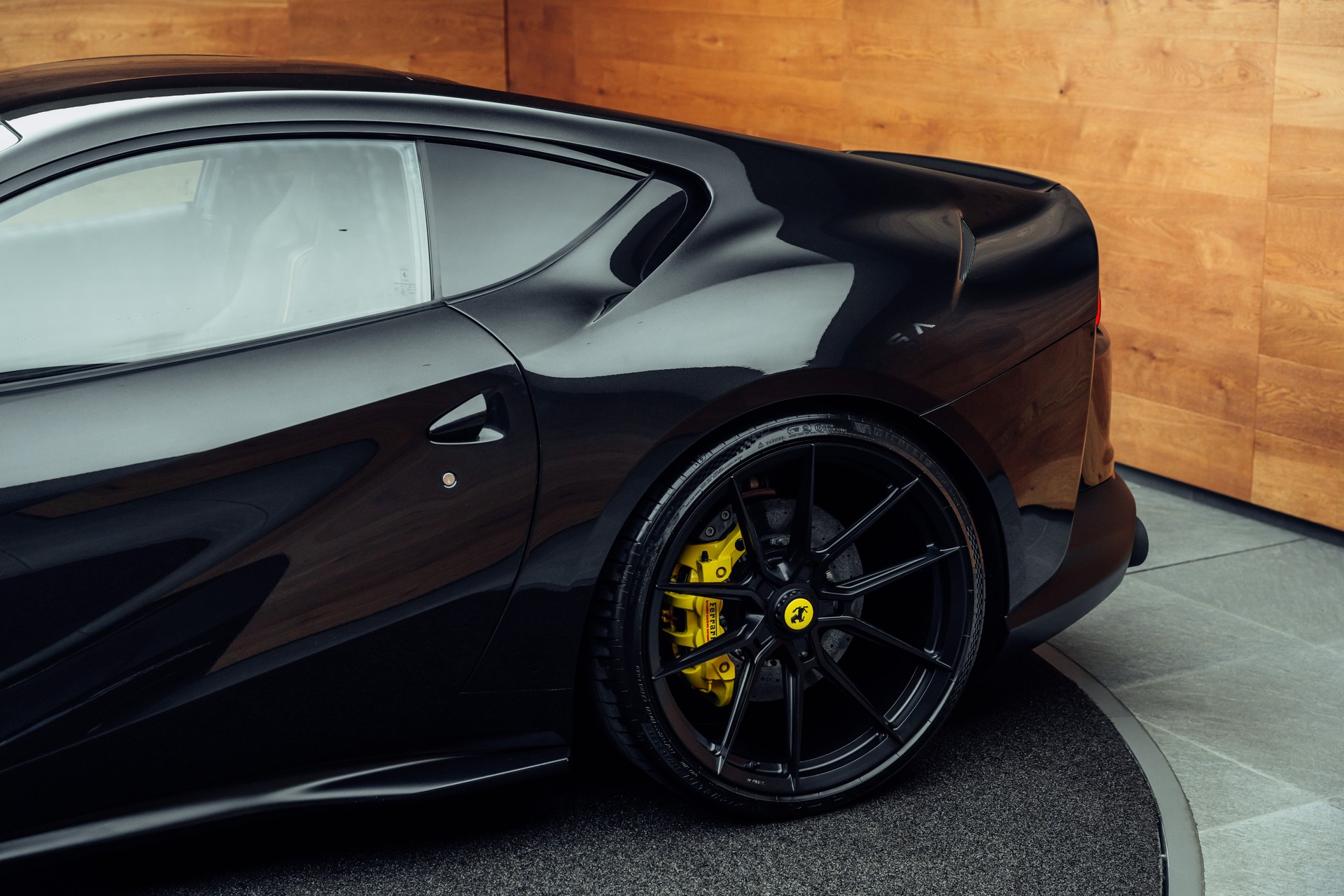 FERRARI 812 Superfast Novitec-image-22