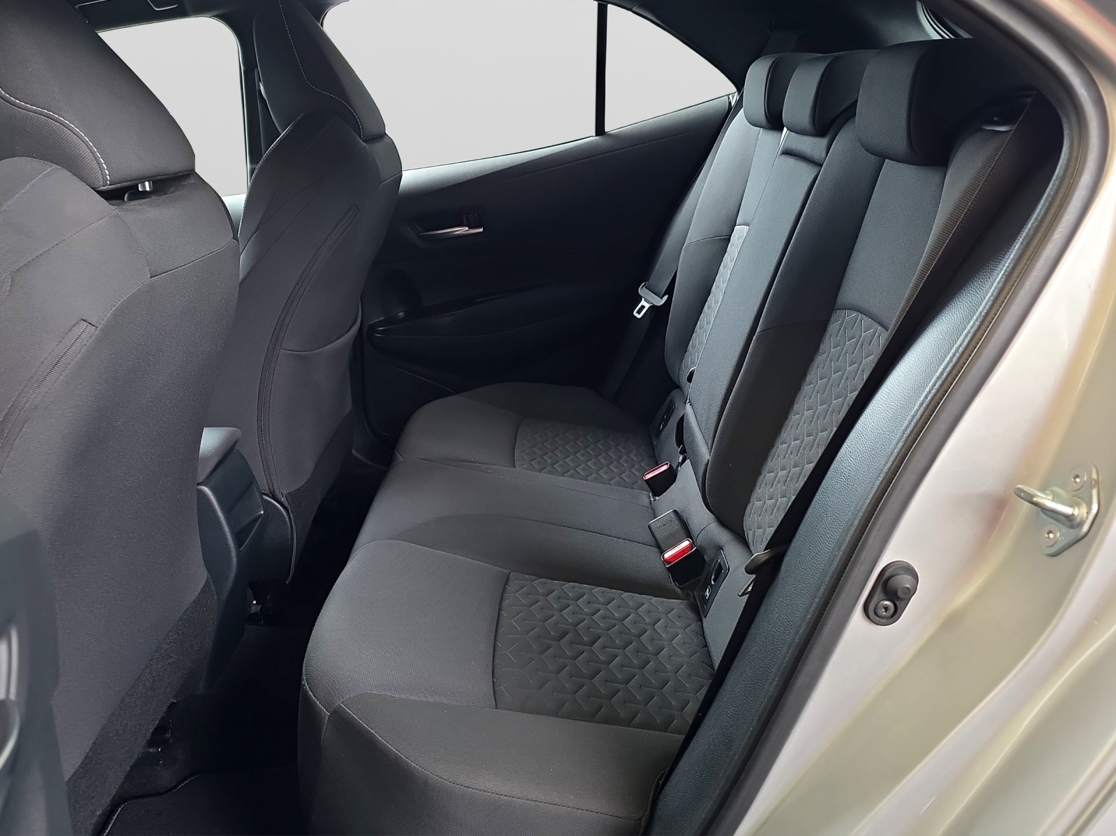TOYOTA Corolla 1.2 T Comfort-image-12