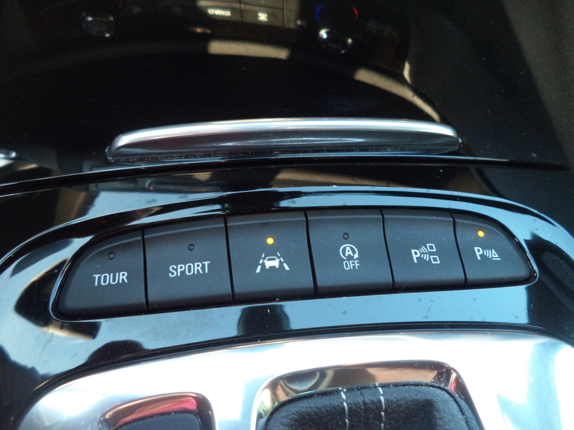 OPEL Insignia 1.6 T Sports Tourer Excellence Automatic-image-13