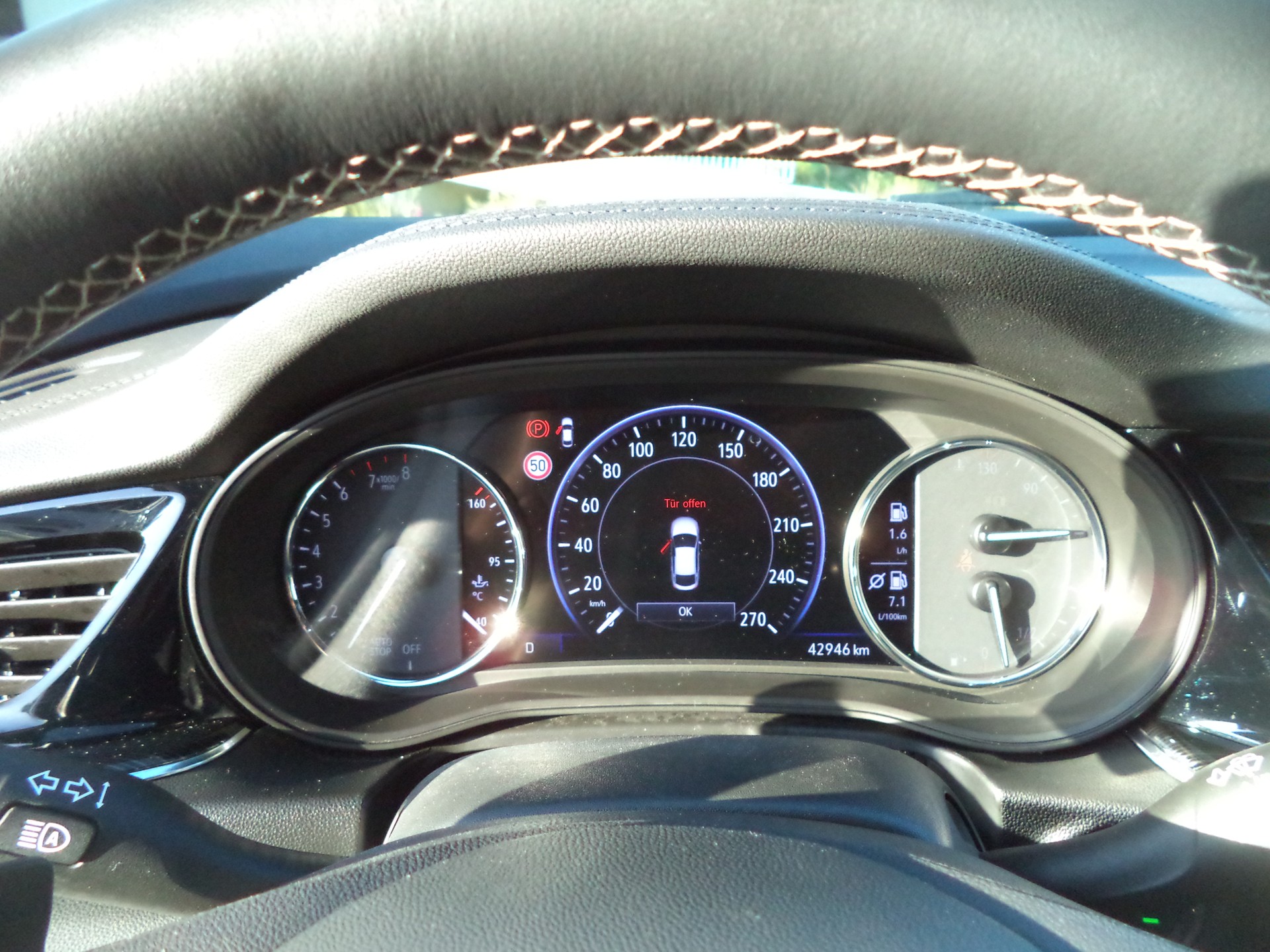 OPEL Insignia 1.6 T Sports Tourer Excellence Automatic-image-15