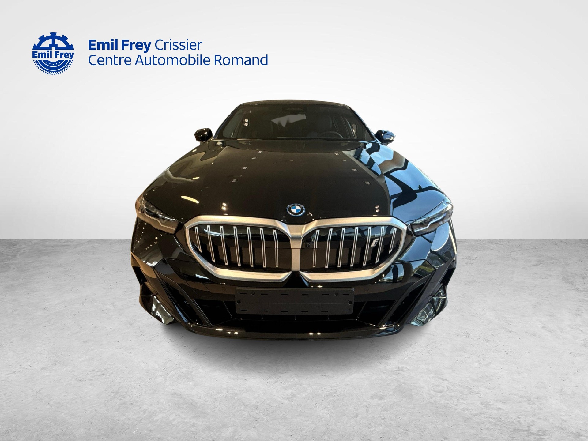 BMW i5 eDrive40-image-5