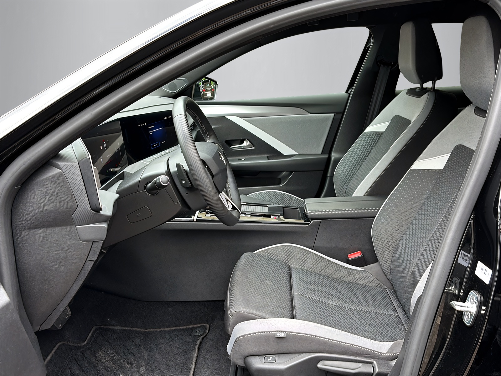 OPEL Astra L 1.2 T Hybrid Edition-image-2