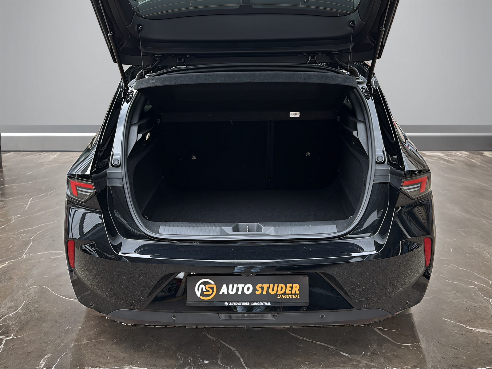 OPEL Astra L 1.2 T Hybrid Edition-image-10