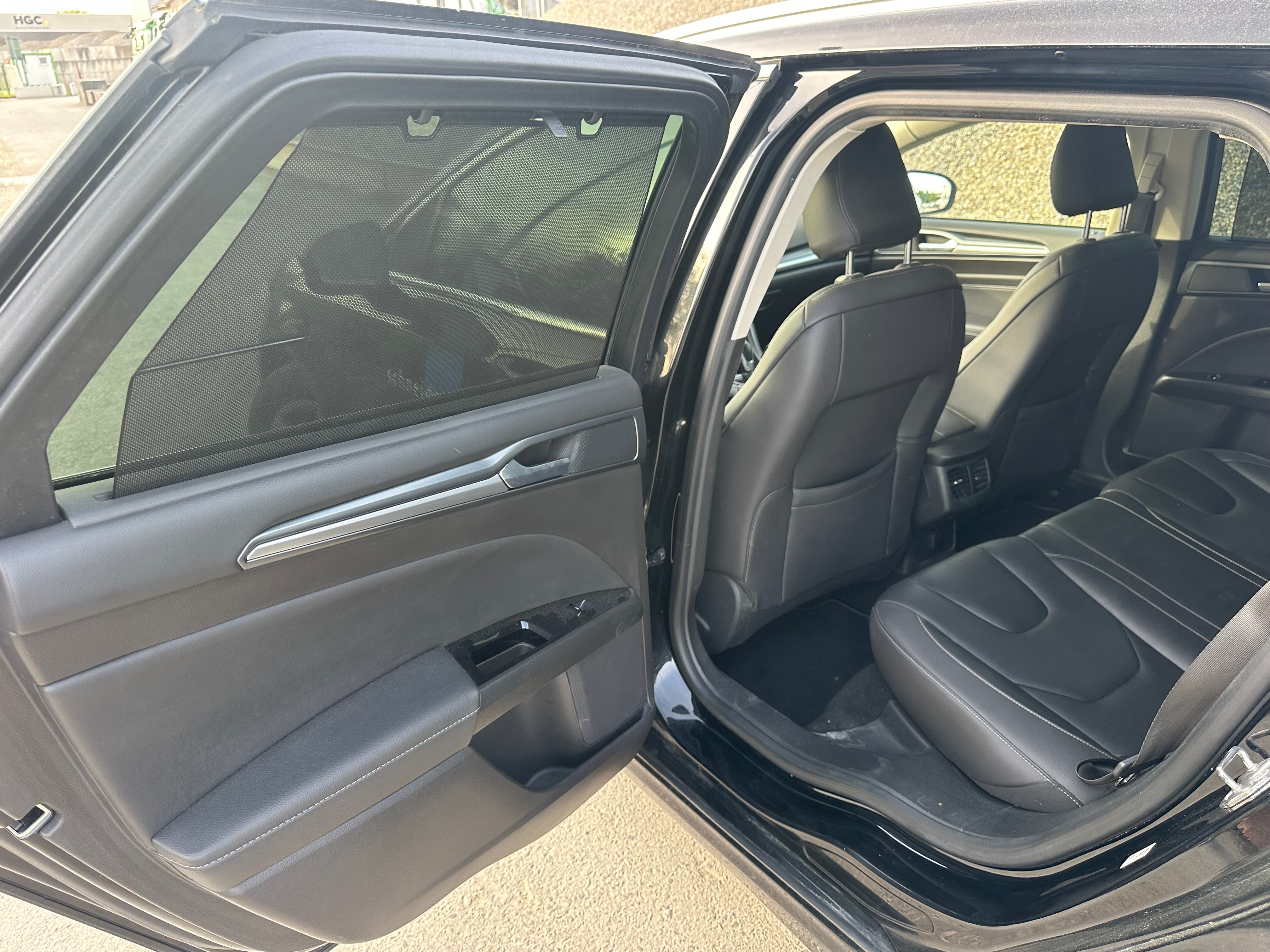 FORD Mondeo 2.0 TDCi Titanium AWD PowerShift — slika 10