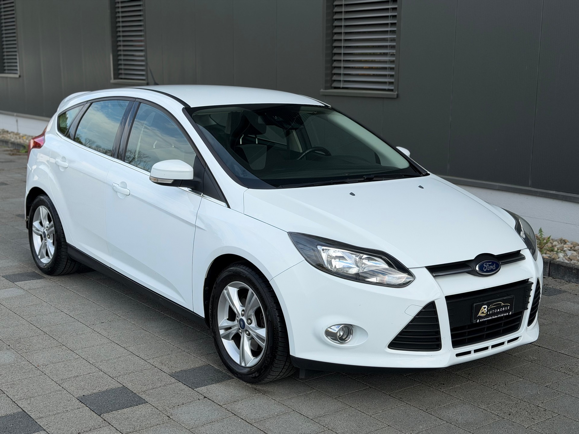 FORD Focus 2.0 TDCi Titanium PowerShift-image-1
