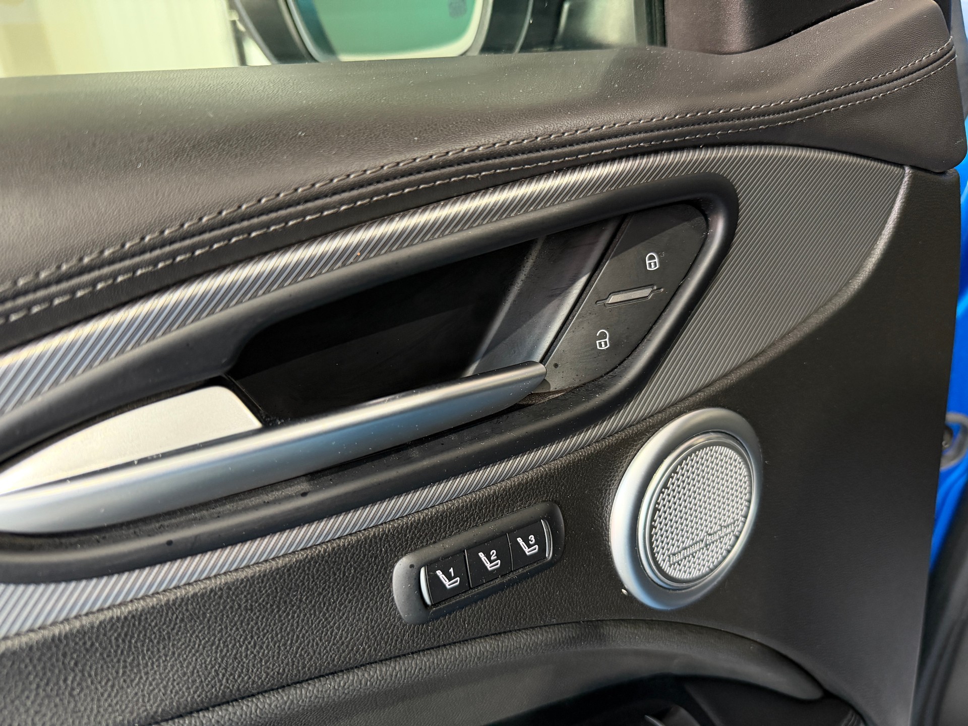 ALFA ROMEO Stelvio 2.0 Veloce Q4 Automatic-image-15