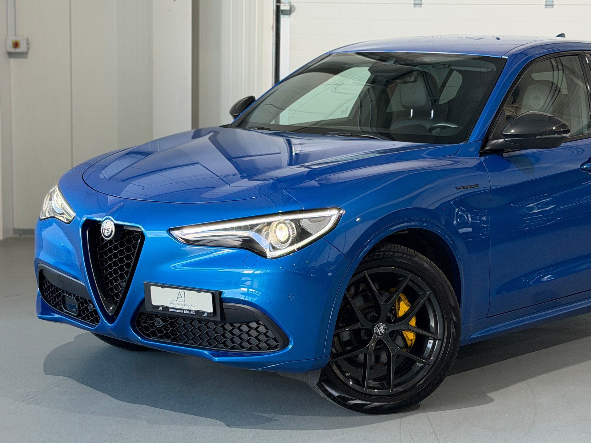 ALFA ROMEO Stelvio 2.0 Veloce Q4 Automatic-showroom-element-1
