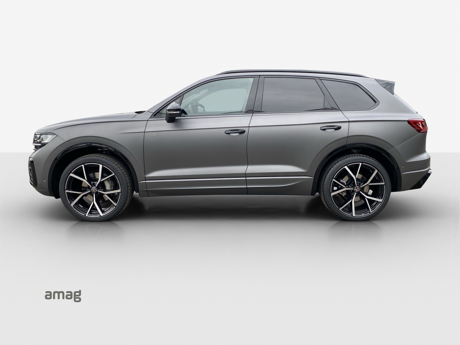VW Touareg 3.0 TDI R-Line Final Edition Tiptronic-image-1