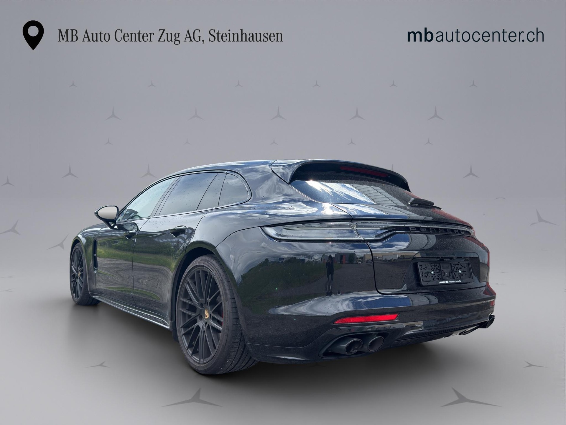 PORSCHE Panamera Sport Turismo 4.0 V8 GTS-image-3