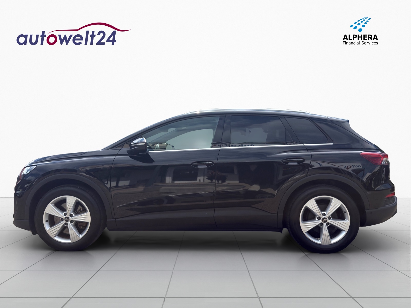 AUDI Q4 e-tron 45 quattro-image-8