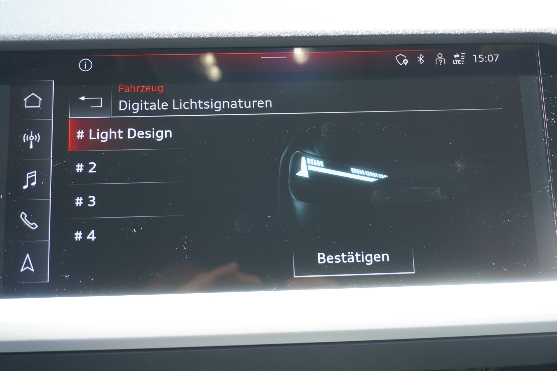 AUDI Q4 e-tron 45 quattro-image-24