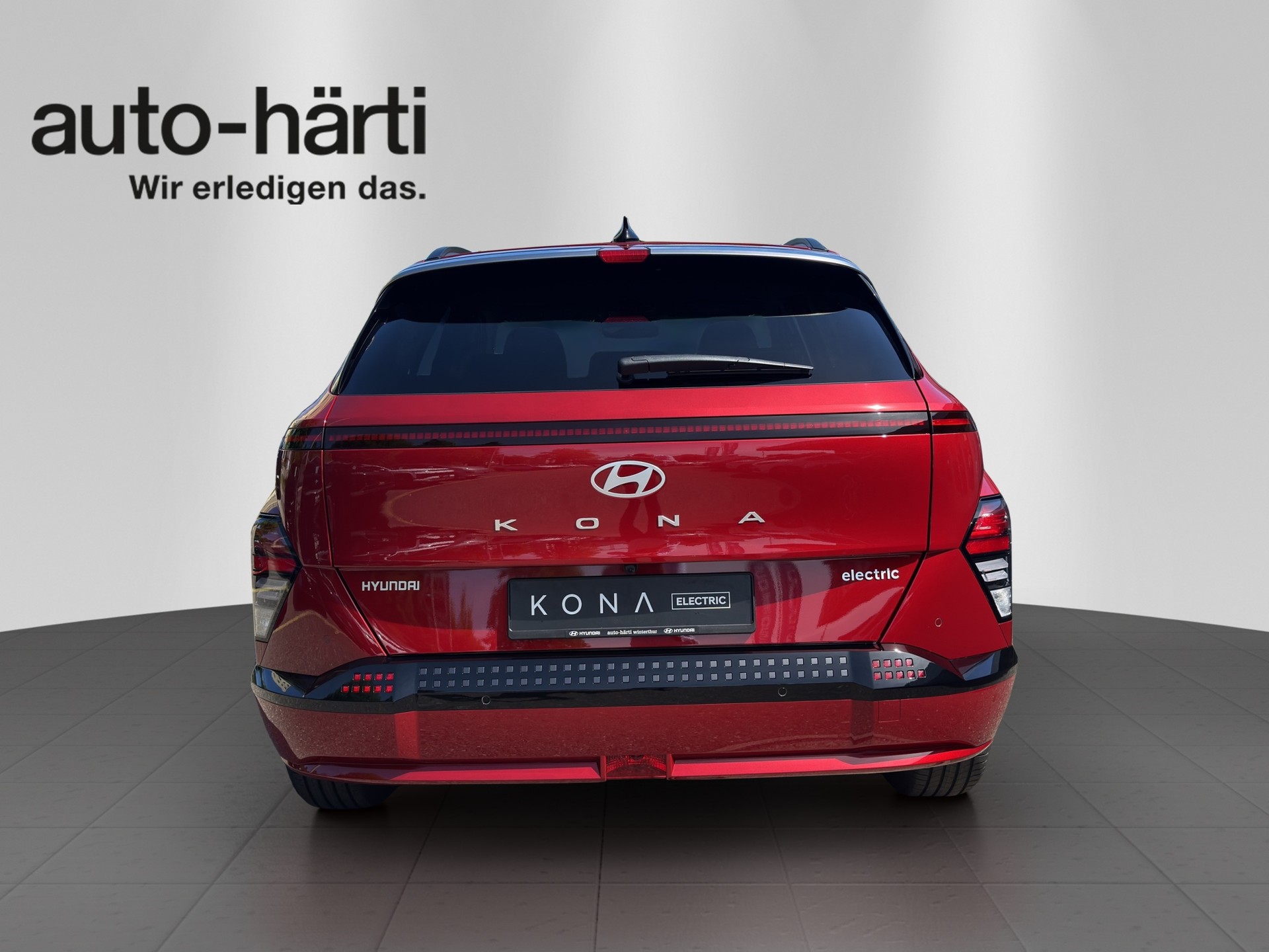 HYUNDAI Kona EV 65.4 kWh Amplia-image-3