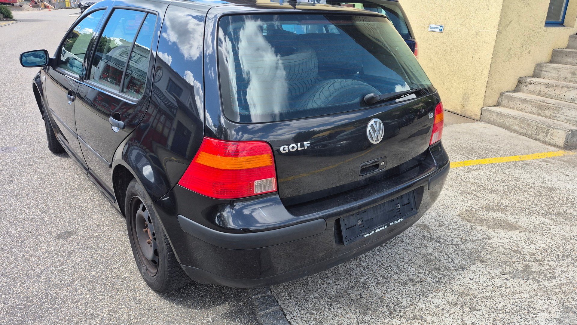 VW Golf 1.6 Trendline-image-5