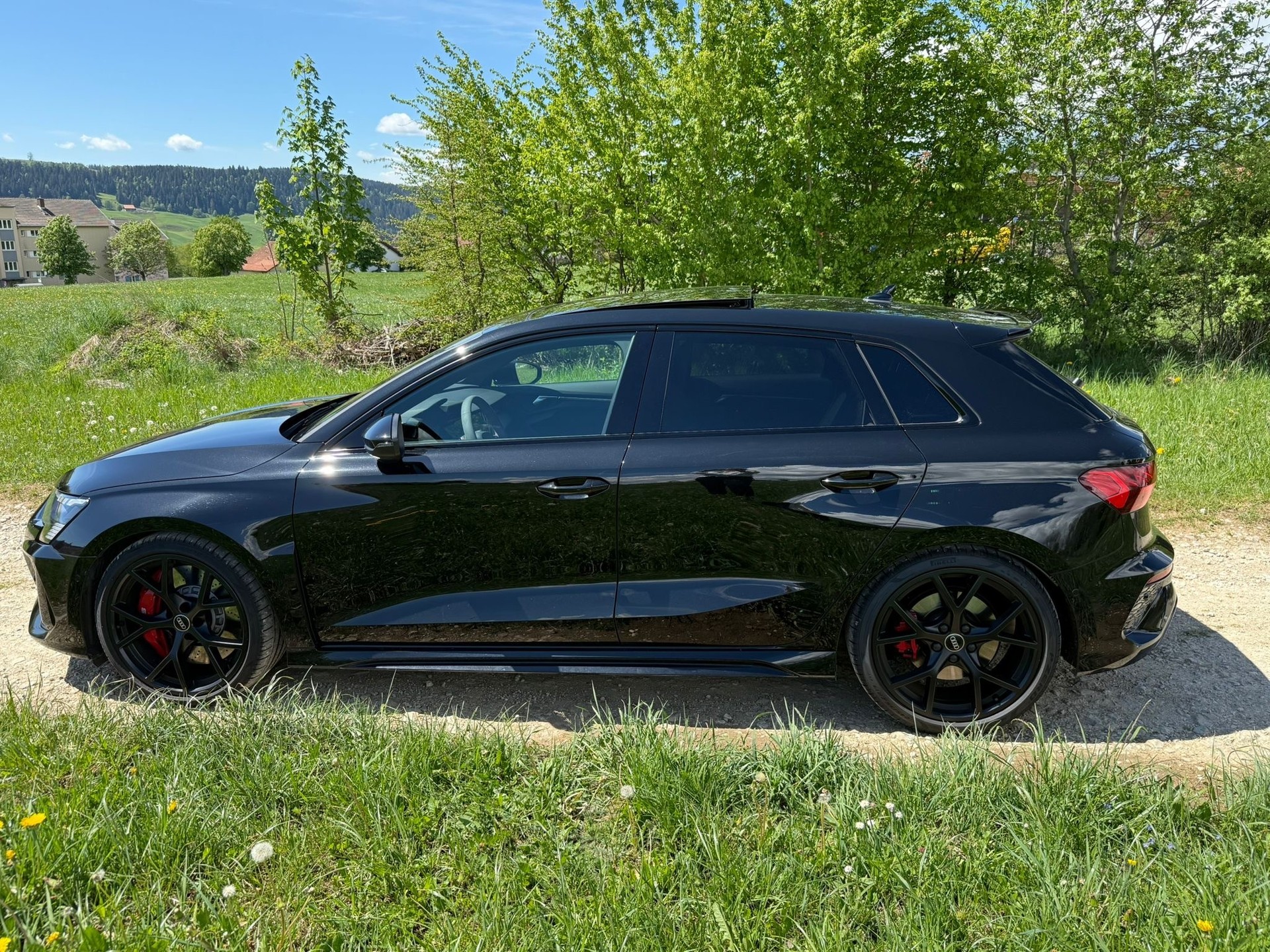 AUDI RS3 Sportback 2.5 TSI quattro S-tronic-image-4