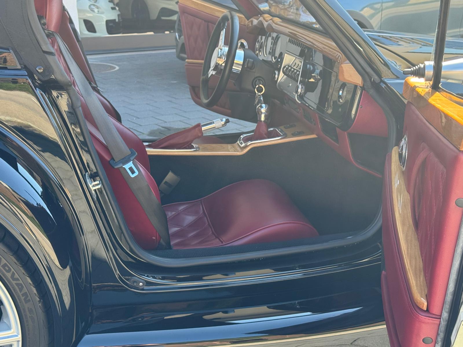 MORGAN 4,8-Liter-V8-image-24