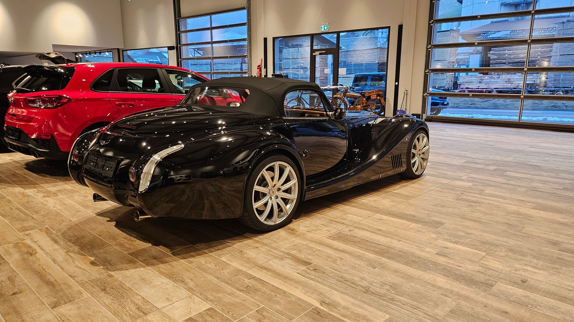 MORGAN 4,8-Liter-V8-image-9