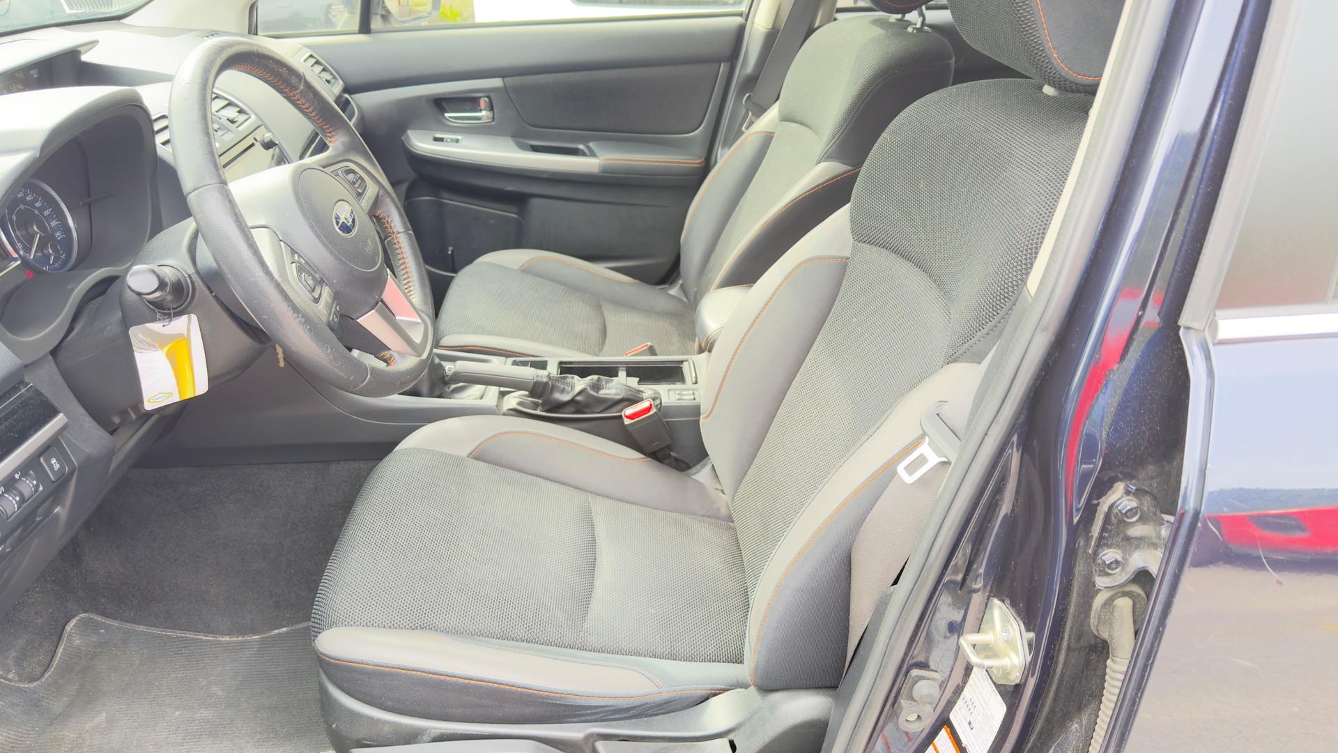 SUBARU XV 2.0D Swiss Two AWD-image-10