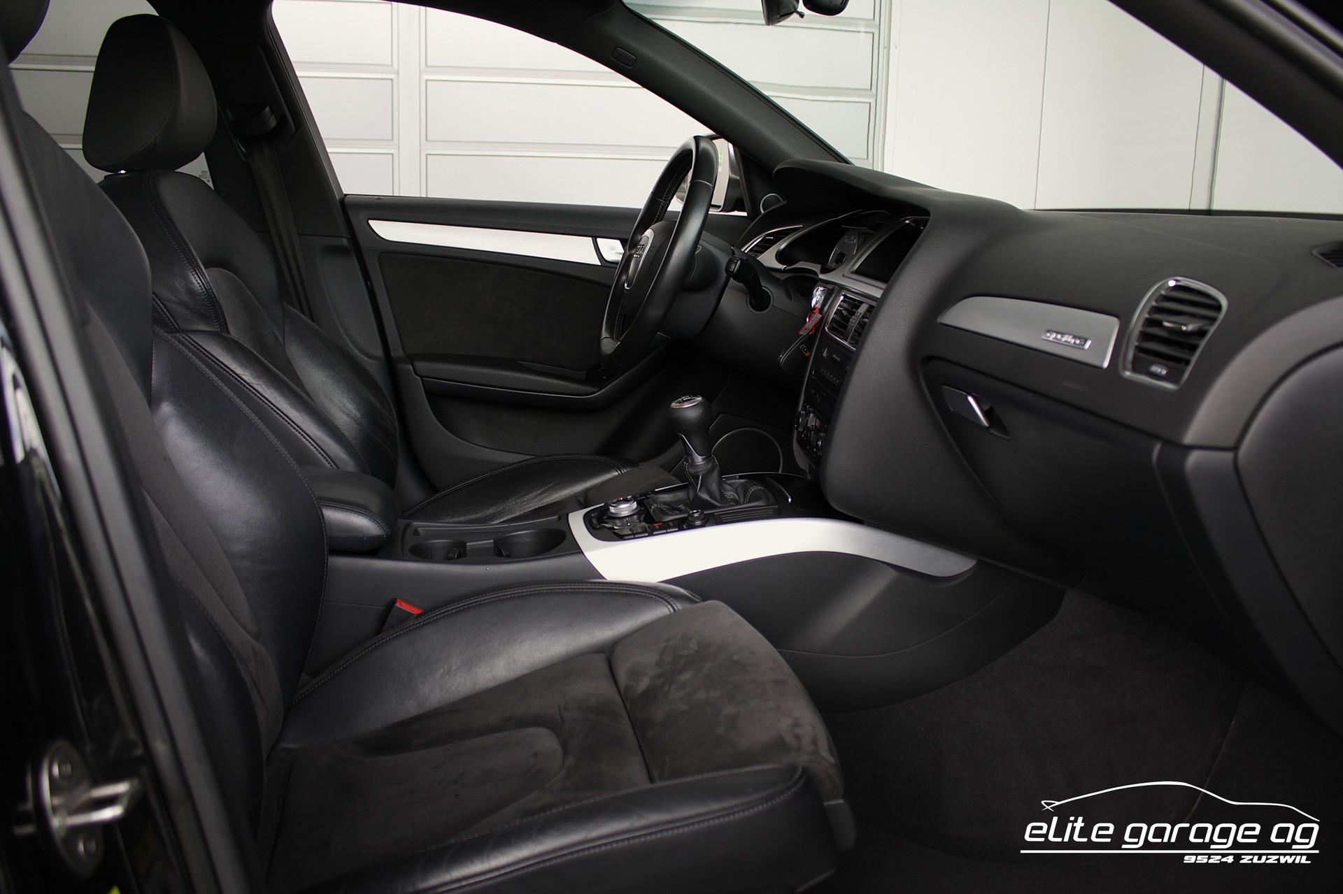 AUDI S4 Avant 3.0 TFSI quattro Manuell-image-15
