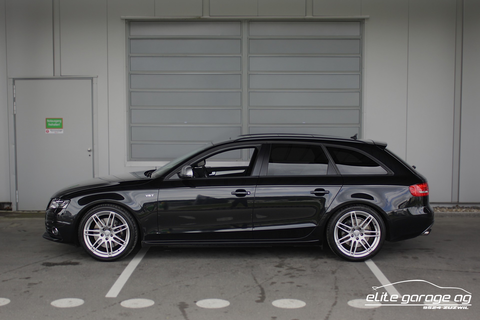 AUDI S4 Avant 3.0 TFSI quattro Manuell-image-1