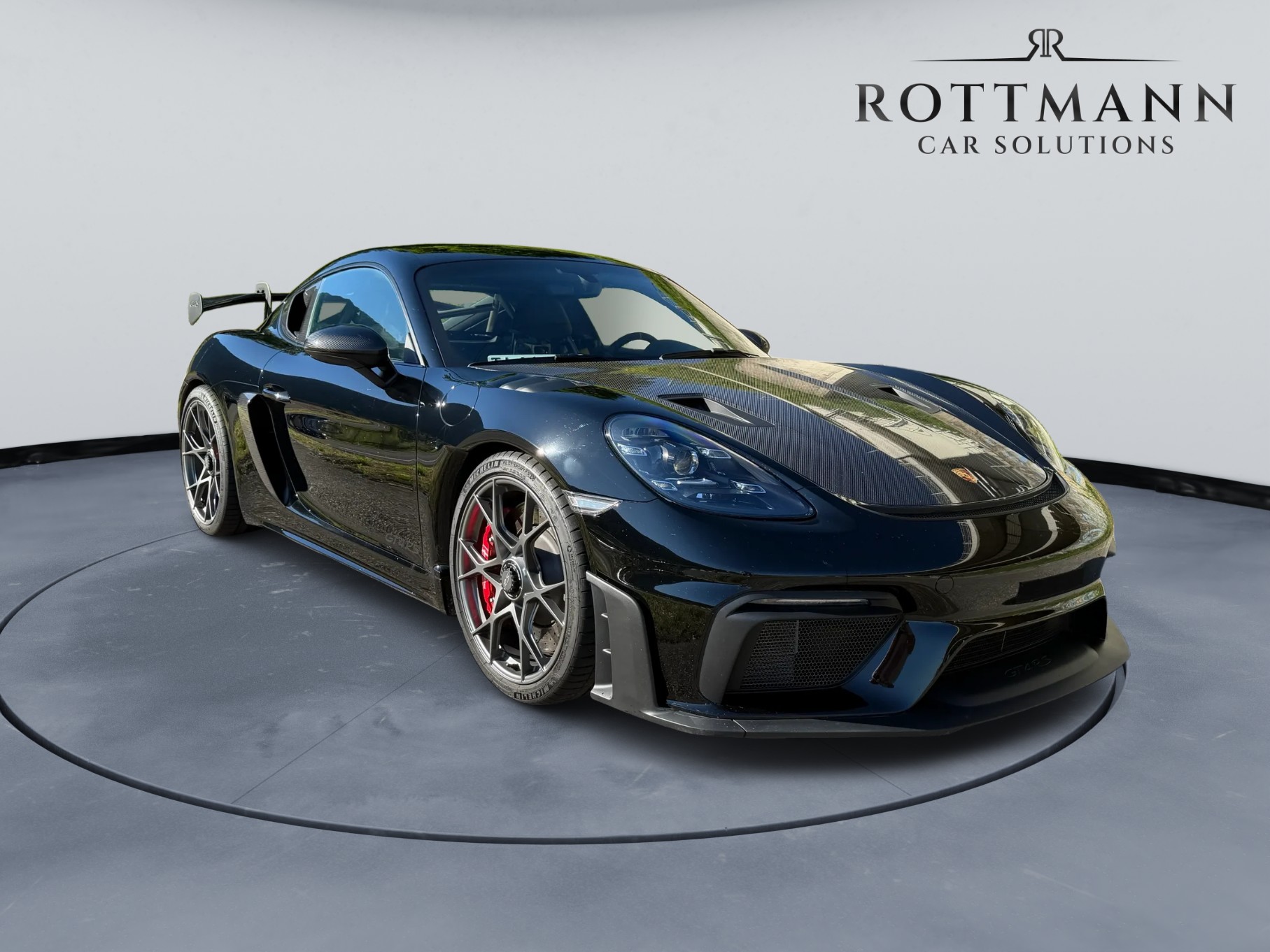PORSCHE 718 Cayman GT4 RS Weissach-image-3