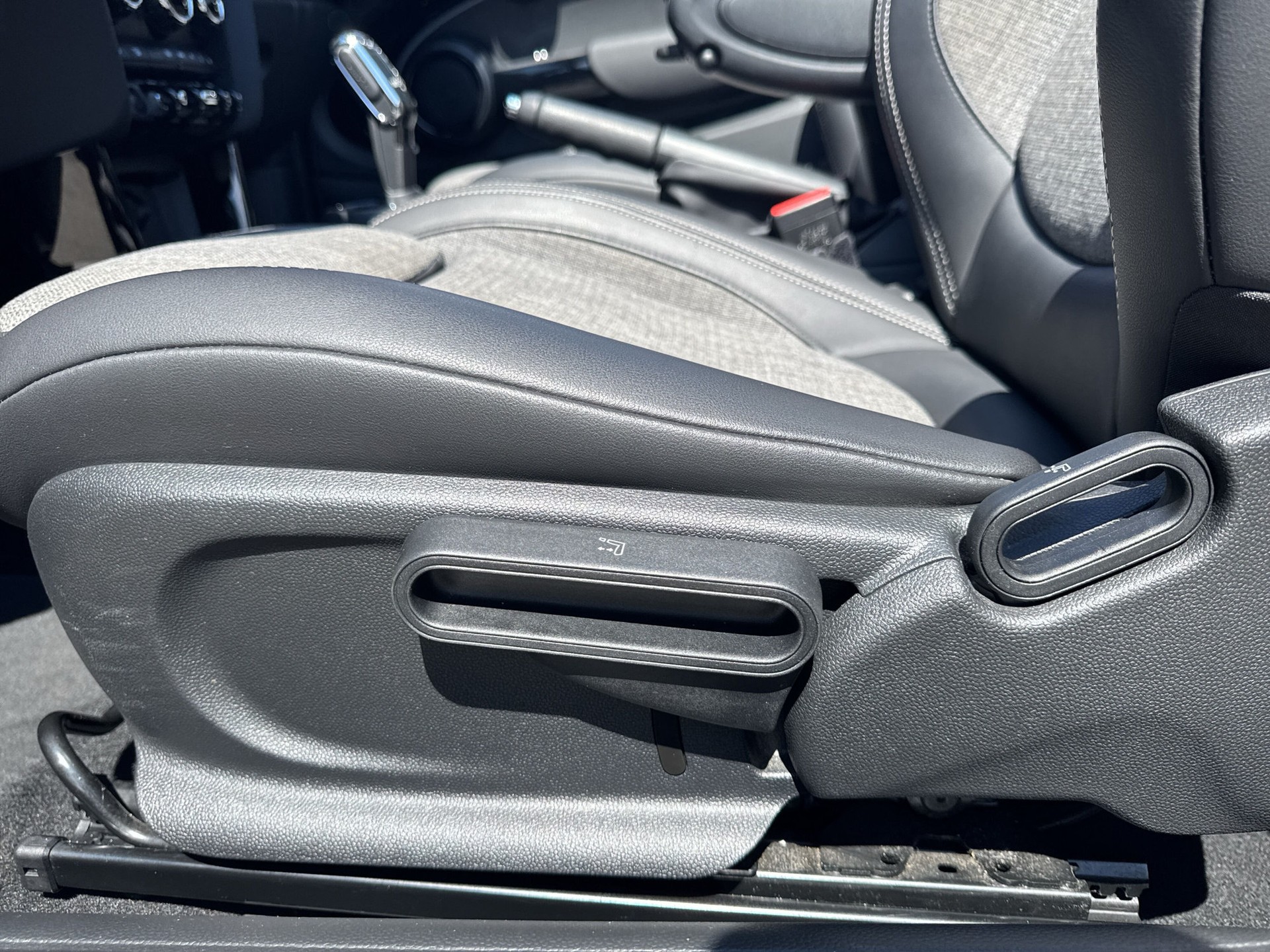 MINI Cooper S Cabriolet DKG-image-18