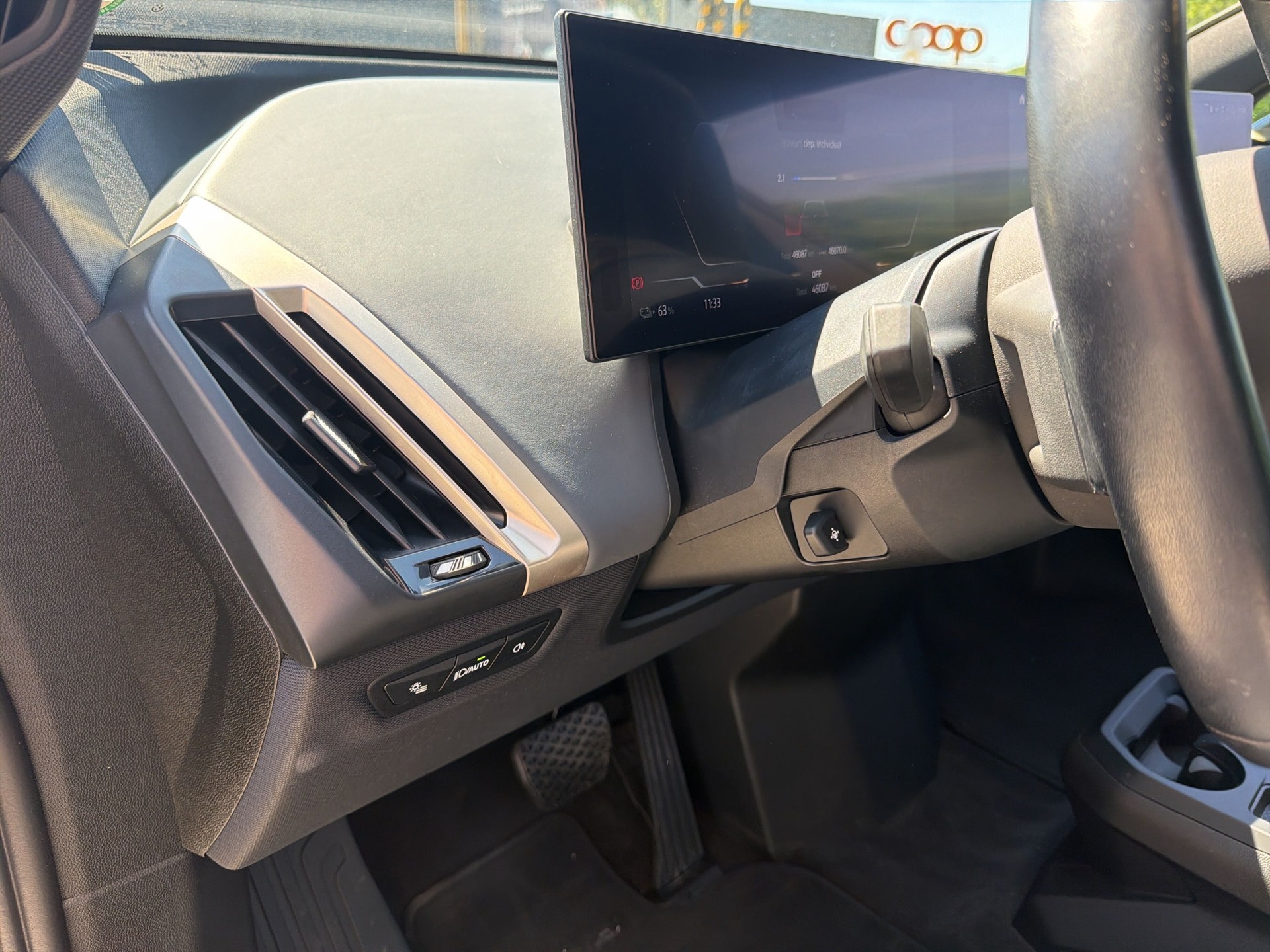BMW iX xDrive50-image-20