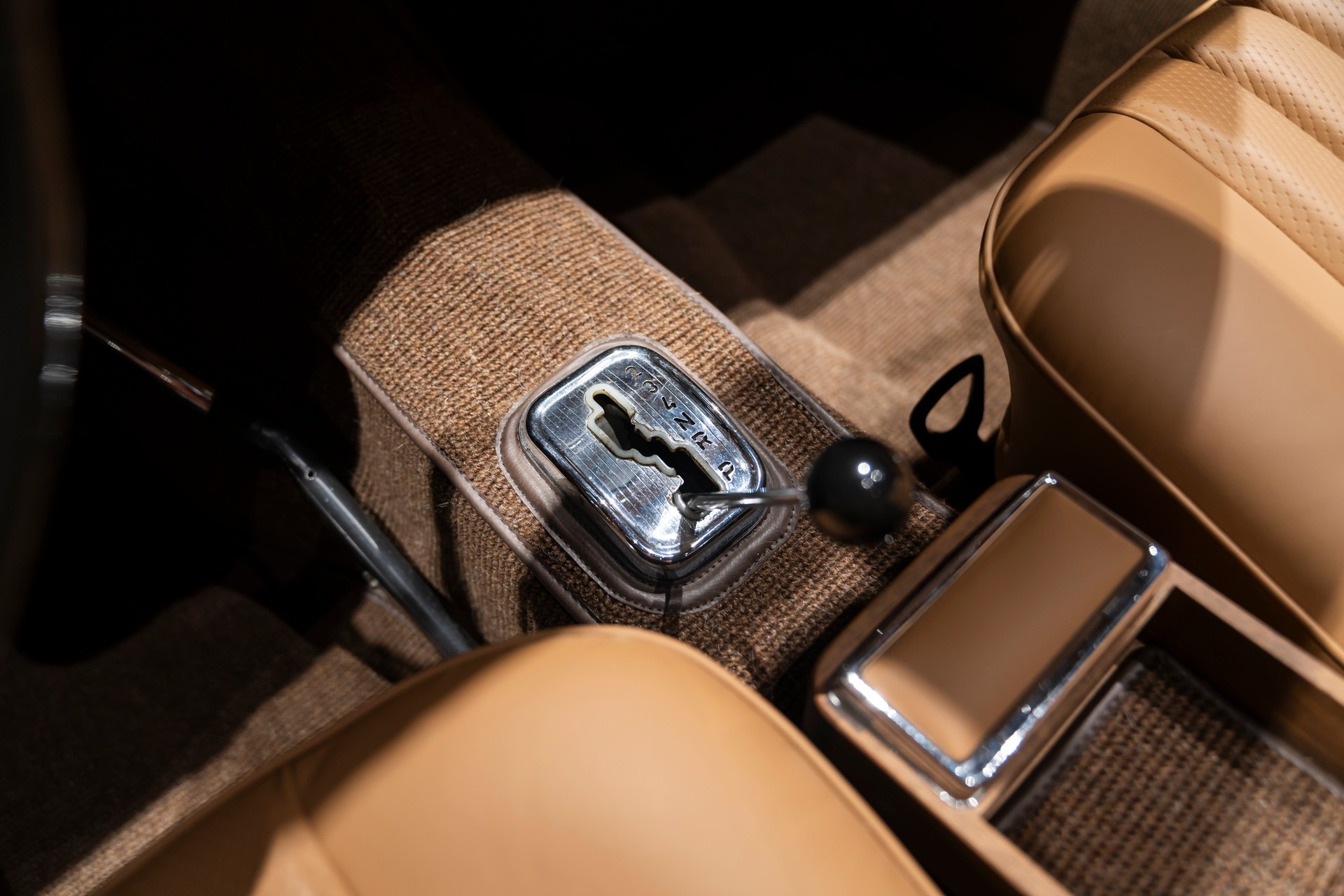 MERCEDES-BENZ SL 250 Pagode-image-10