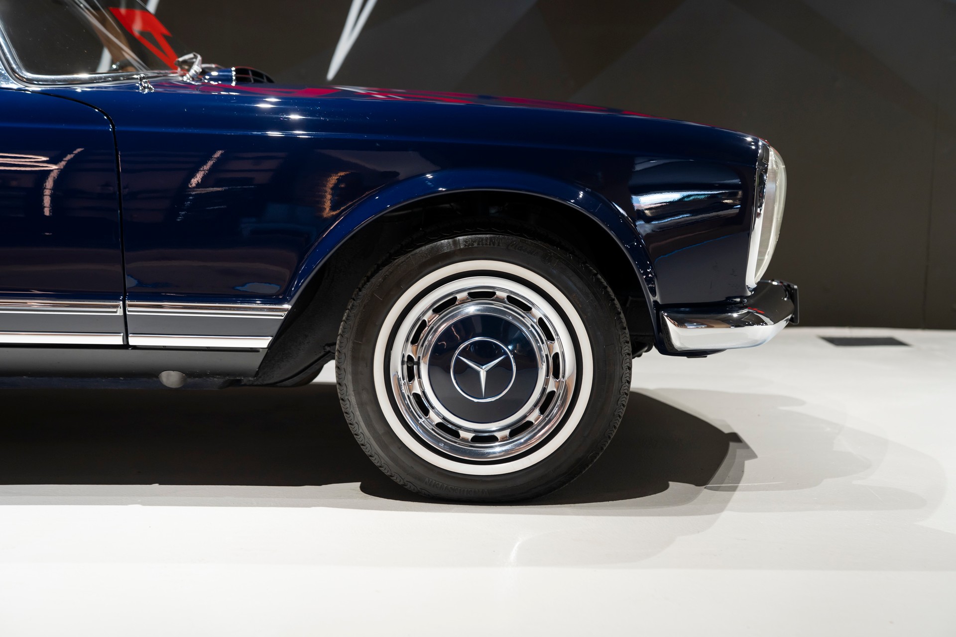 MERCEDES-BENZ SL 250 Pagode-image-5