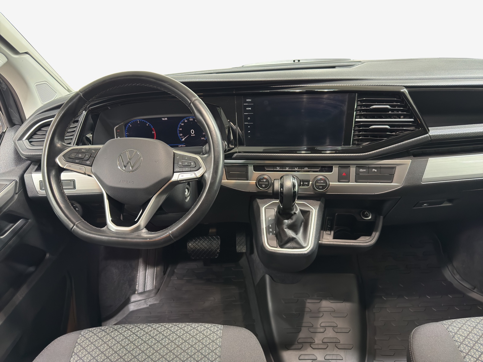VW T6.1 California 2.0 TDI Beach Liberty 4Motion DSG-image-8