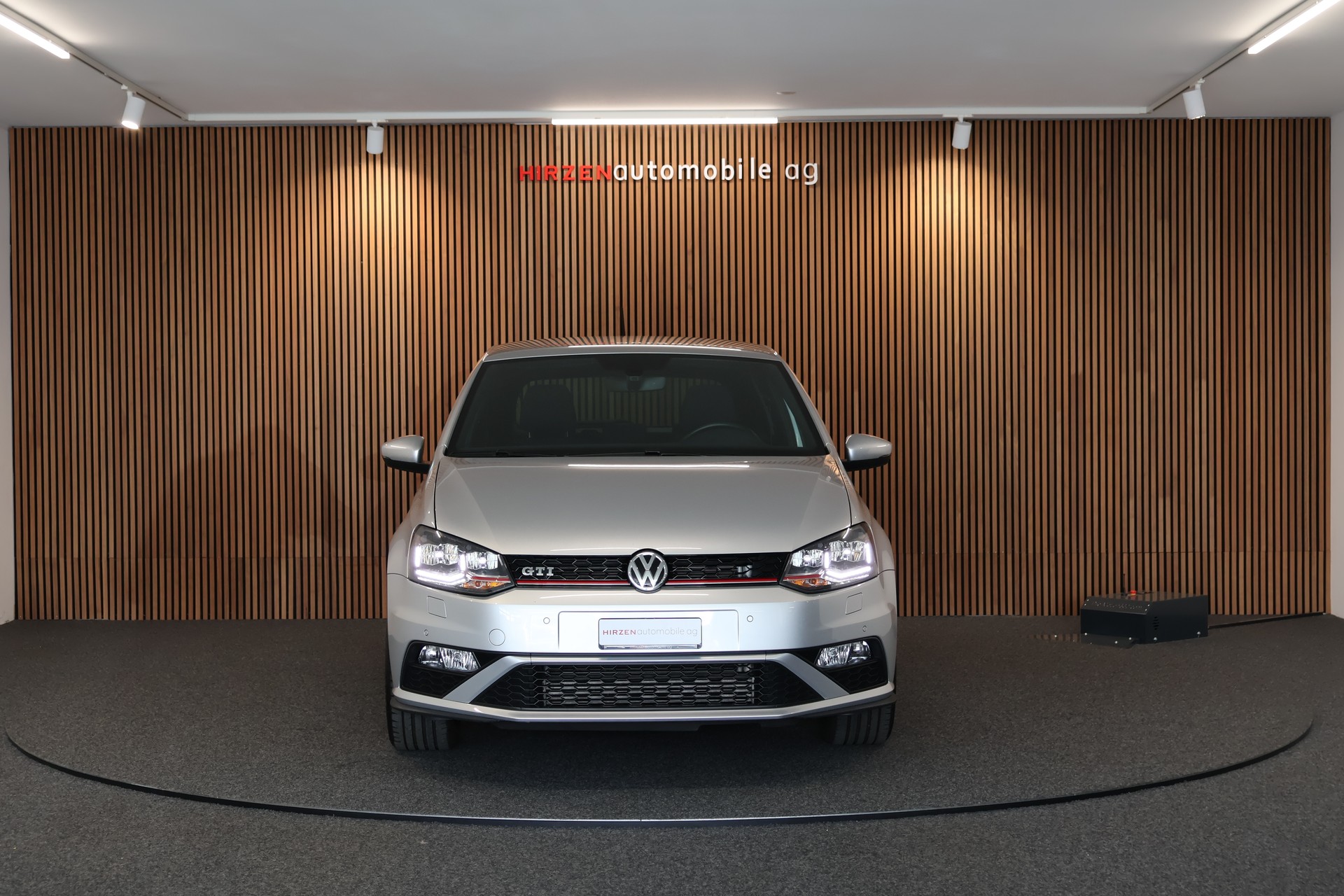 VW Polo 1.8 TSI GTI-image-7