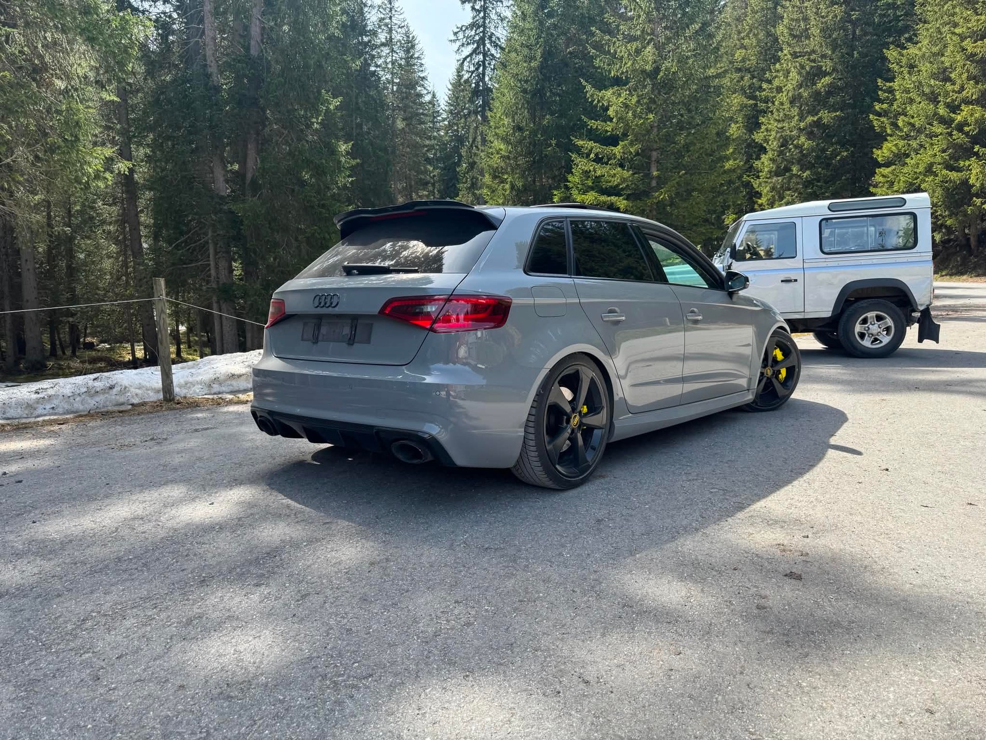 AUDI 2.5 T FSI quattro S-Tronic-image-4