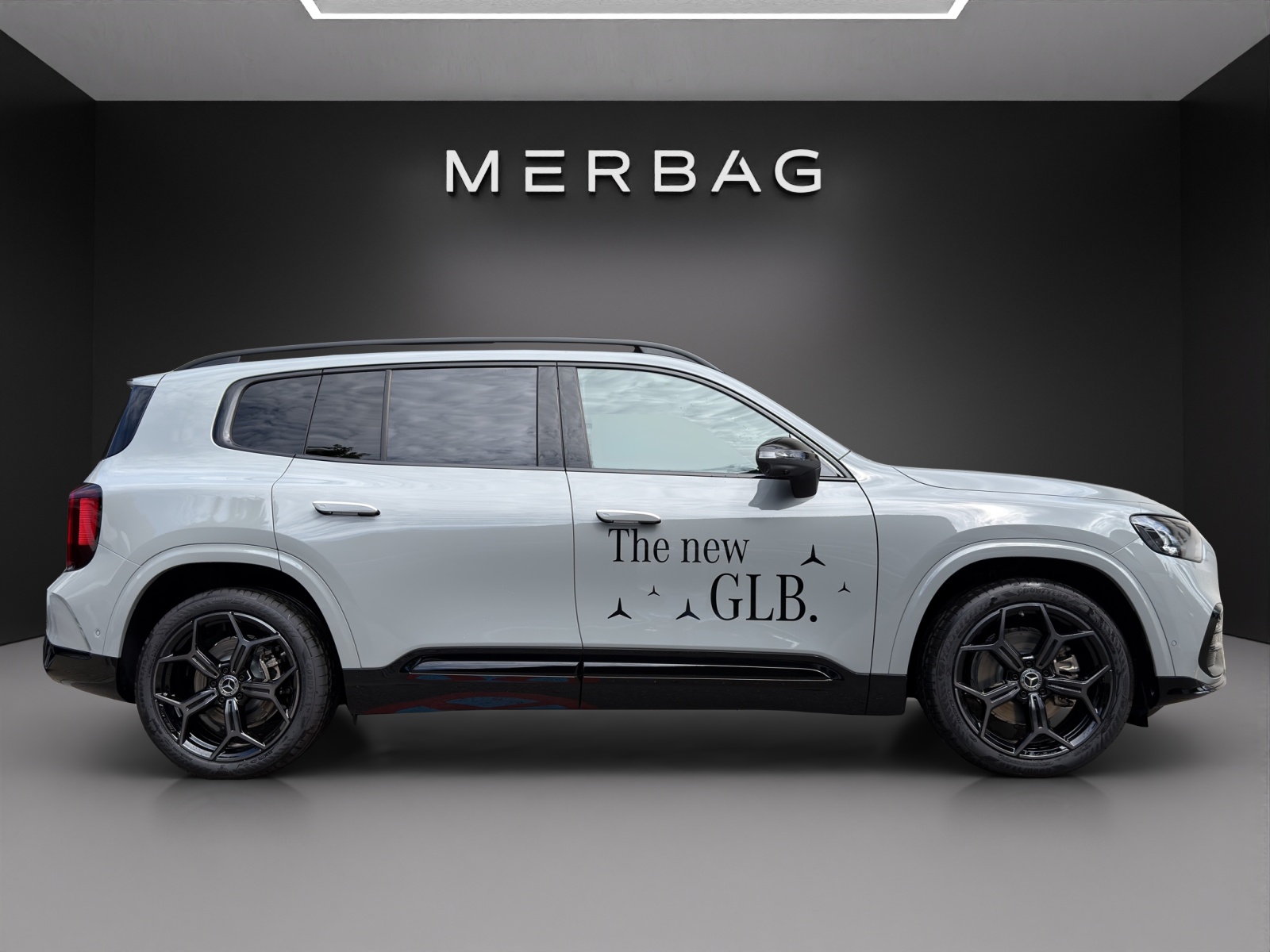 MERCEDES-BENZ GLB 220 4Matic 8G-Tronic-image-1