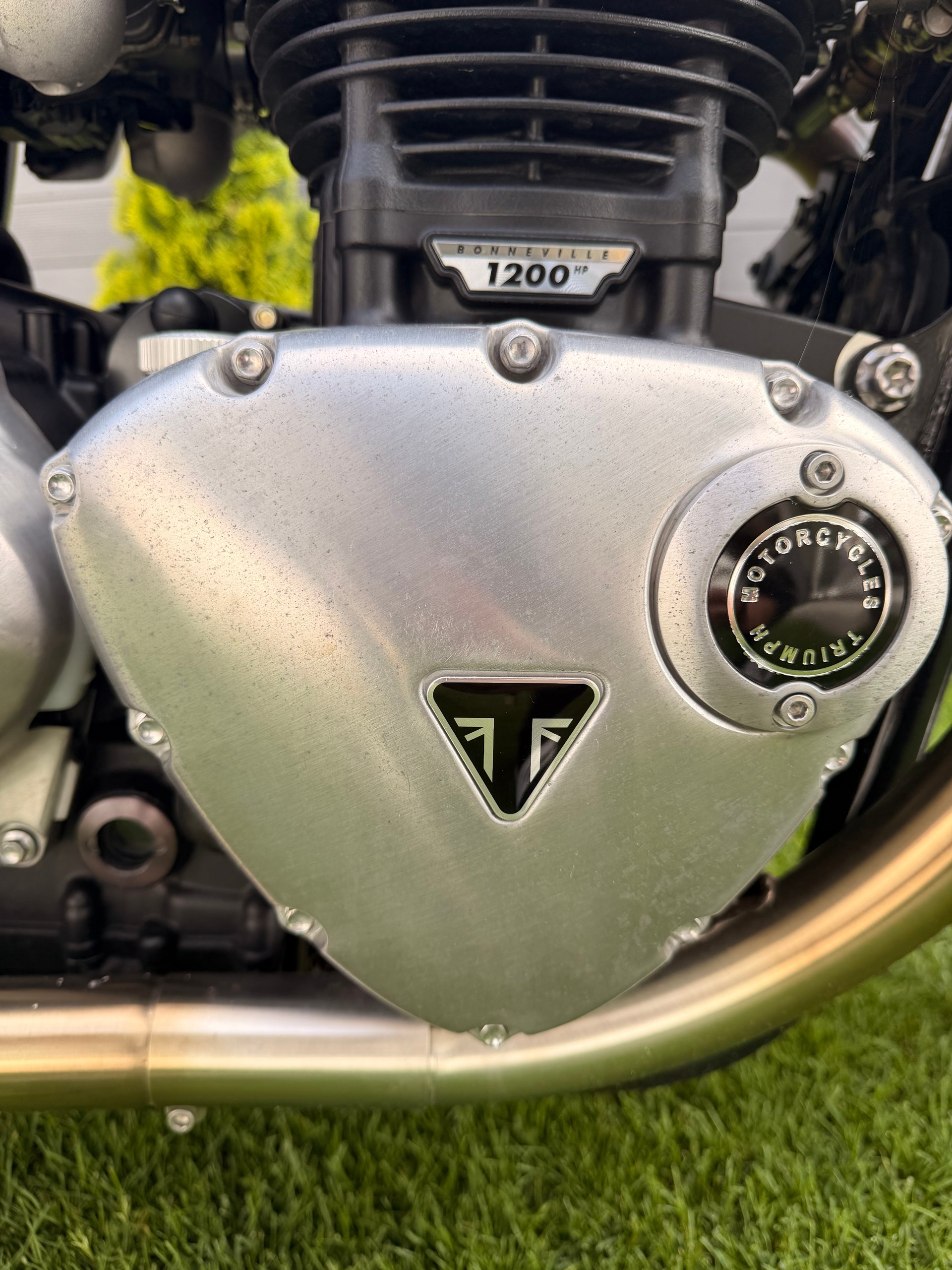 TRIUMPH Thruxton R-image-3