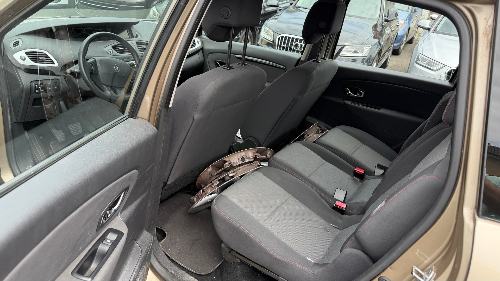 RENAULT Grand Scénic 1.2 16V Turbo Energy-image-10