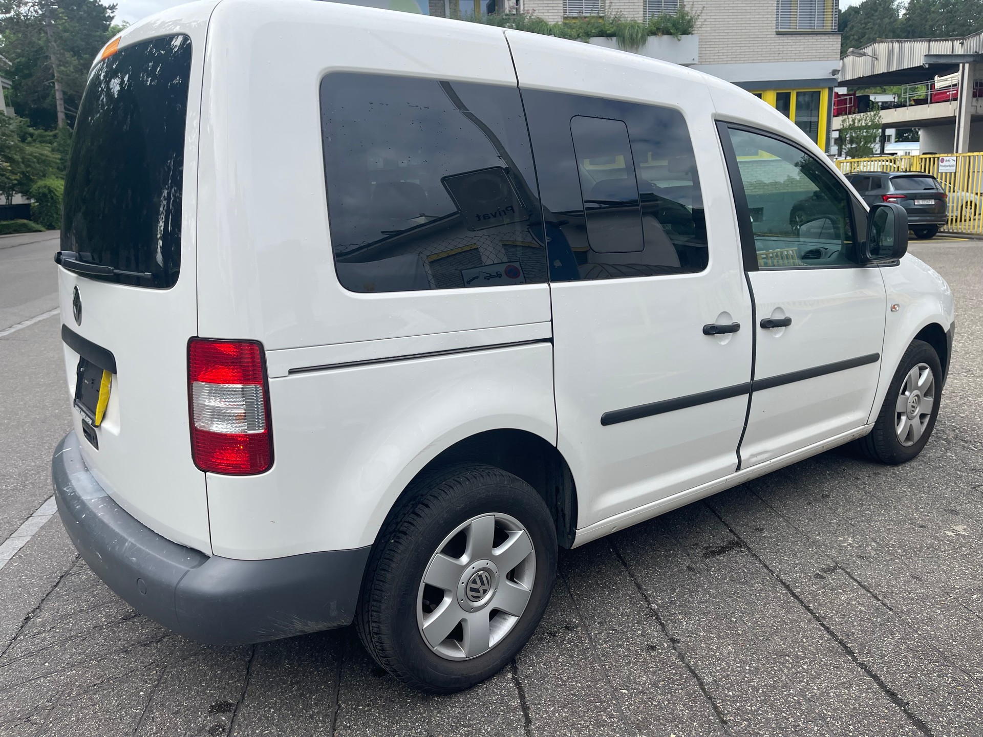 VW Caddy Life 1.9TDI PD-image-4