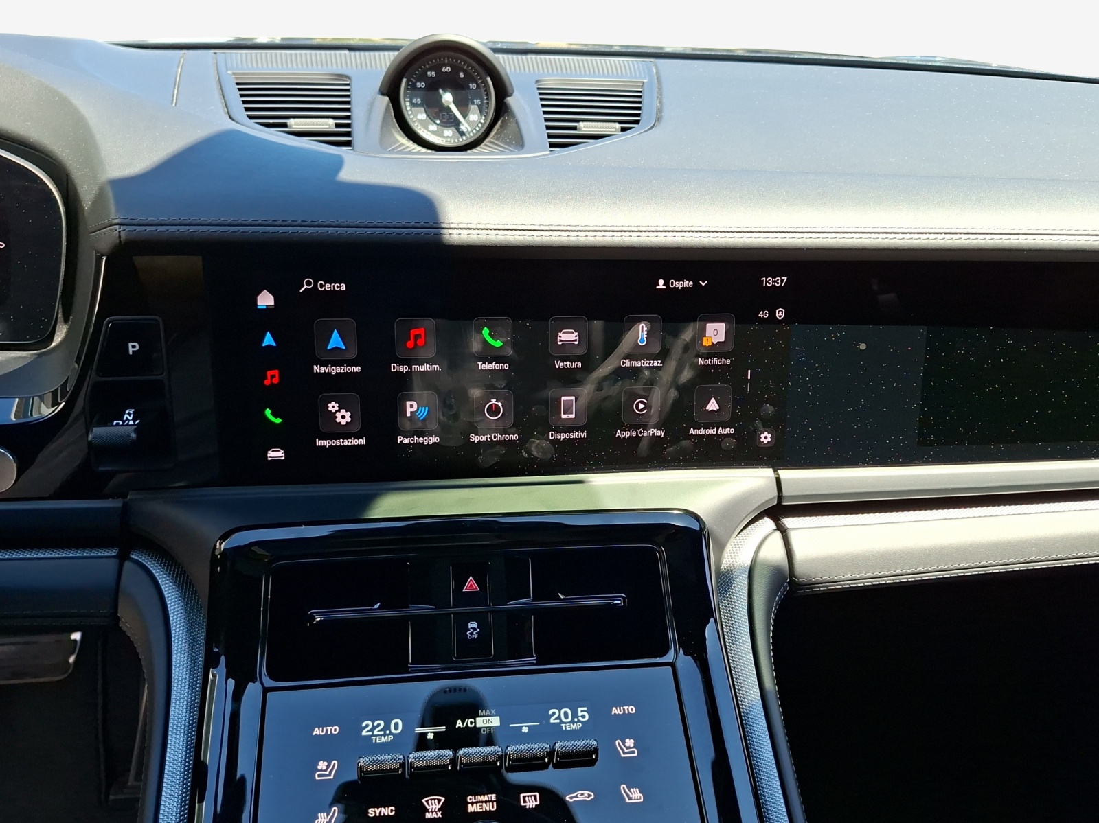 PORSCHE Panamera 4 PDK-image-10