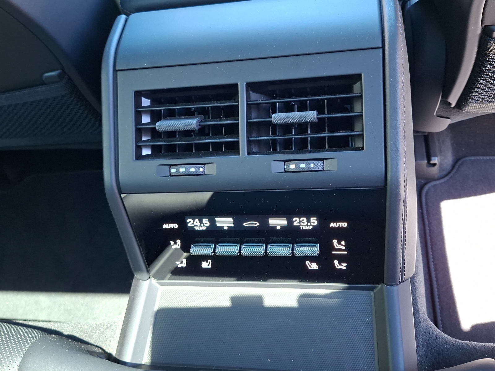 PORSCHE Panamera 4 PDK-image-15