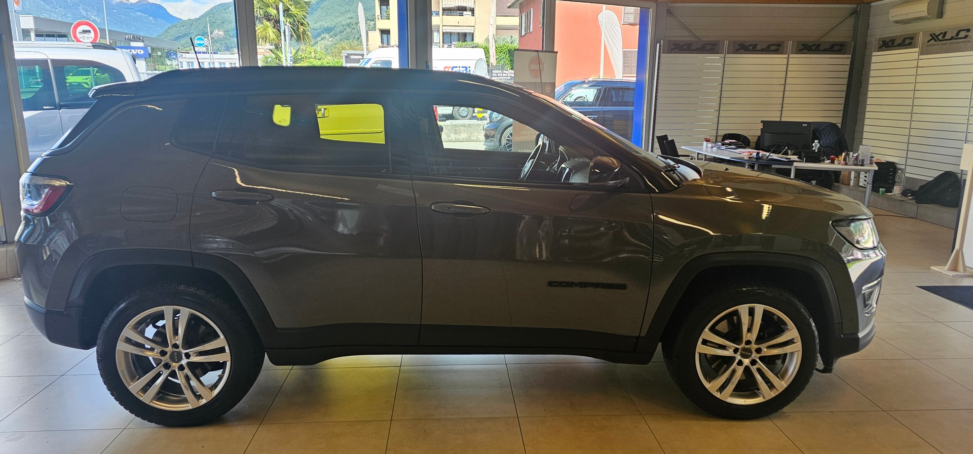 JEEP Compass 1.3 T4-PHEV e AWD-image-5