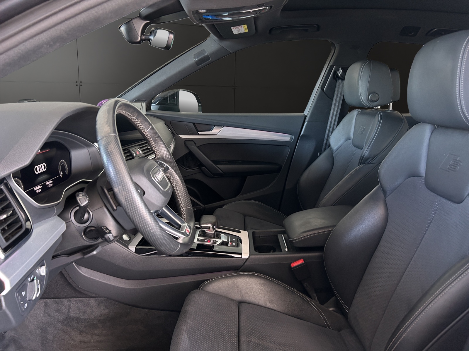 AUDI Q5 50 TFSI e PHEV S line quattro S-tronic-image-8