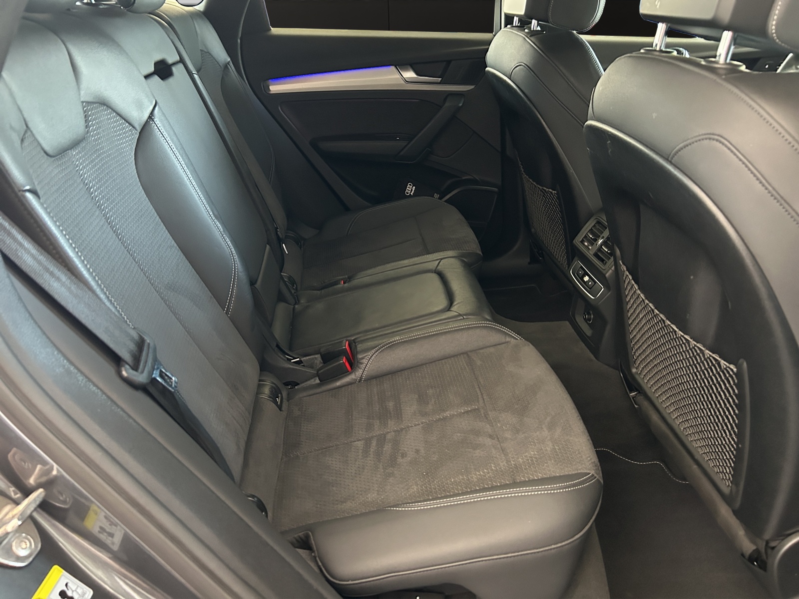 AUDI Q5 50 TFSI e PHEV S line quattro S-tronic-image-15