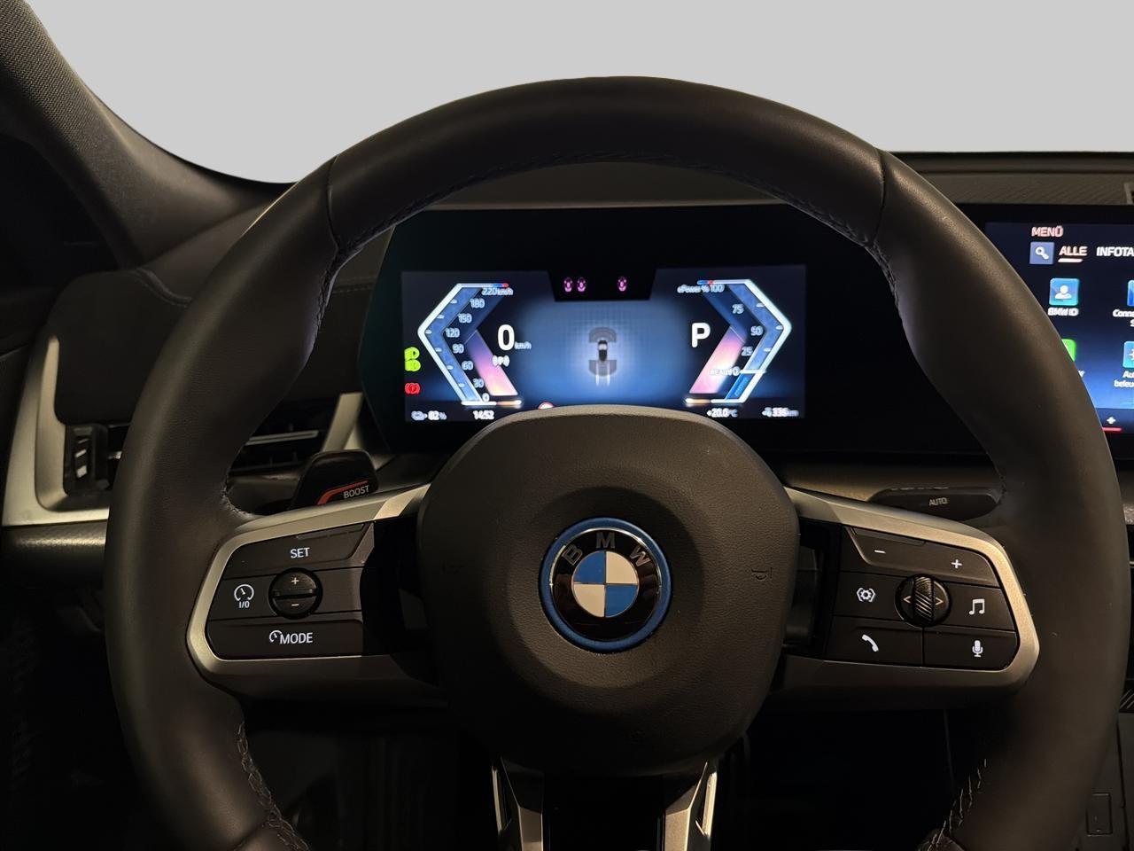 BMW iX2 30 xDrive M Sport-image-17