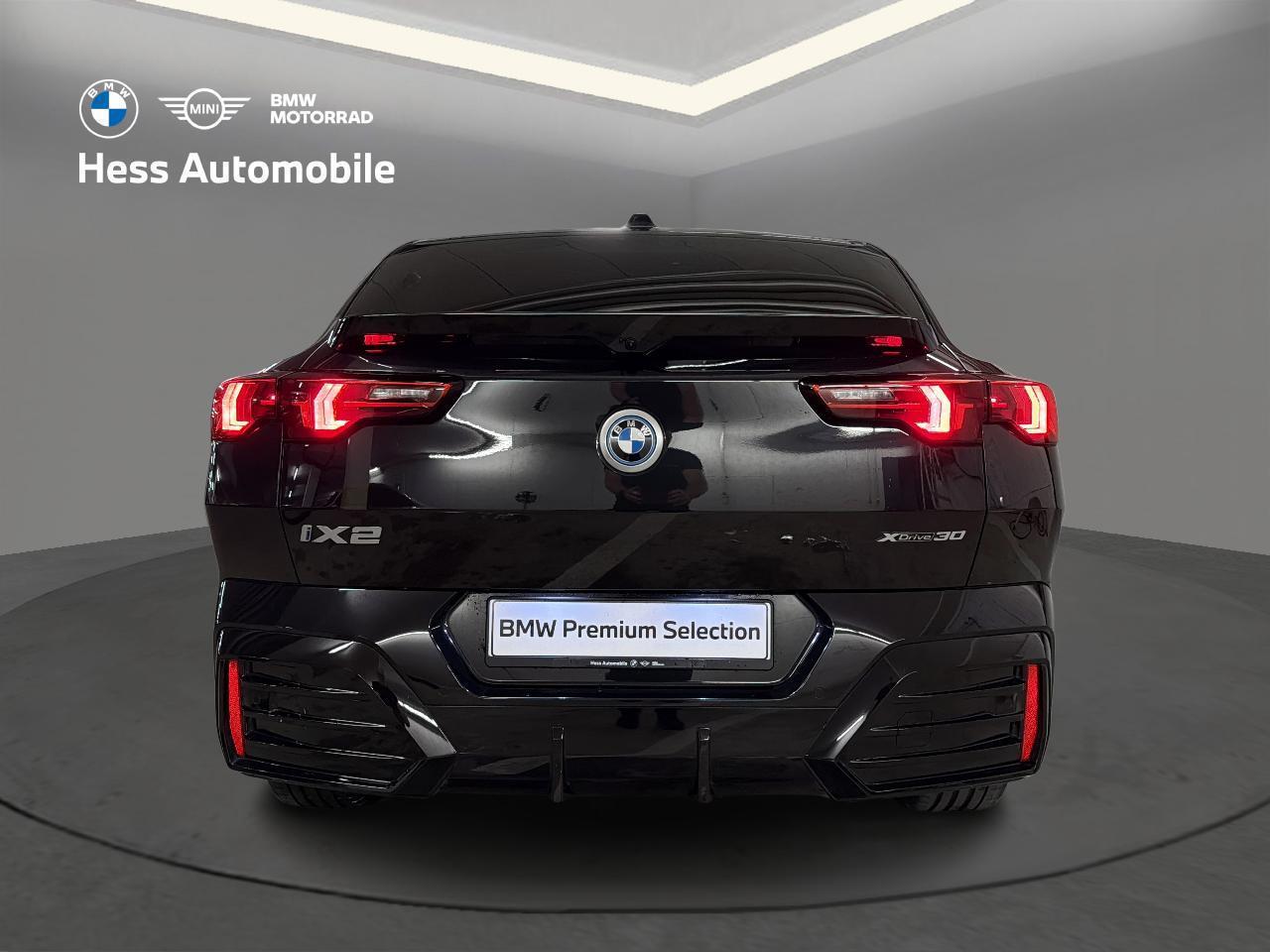 BMW iX2 30 xDrive M Sport-image-9