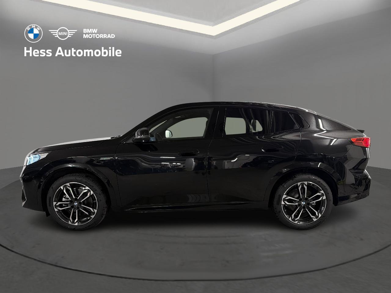 BMW iX2 30 xDrive M Sport-image-5