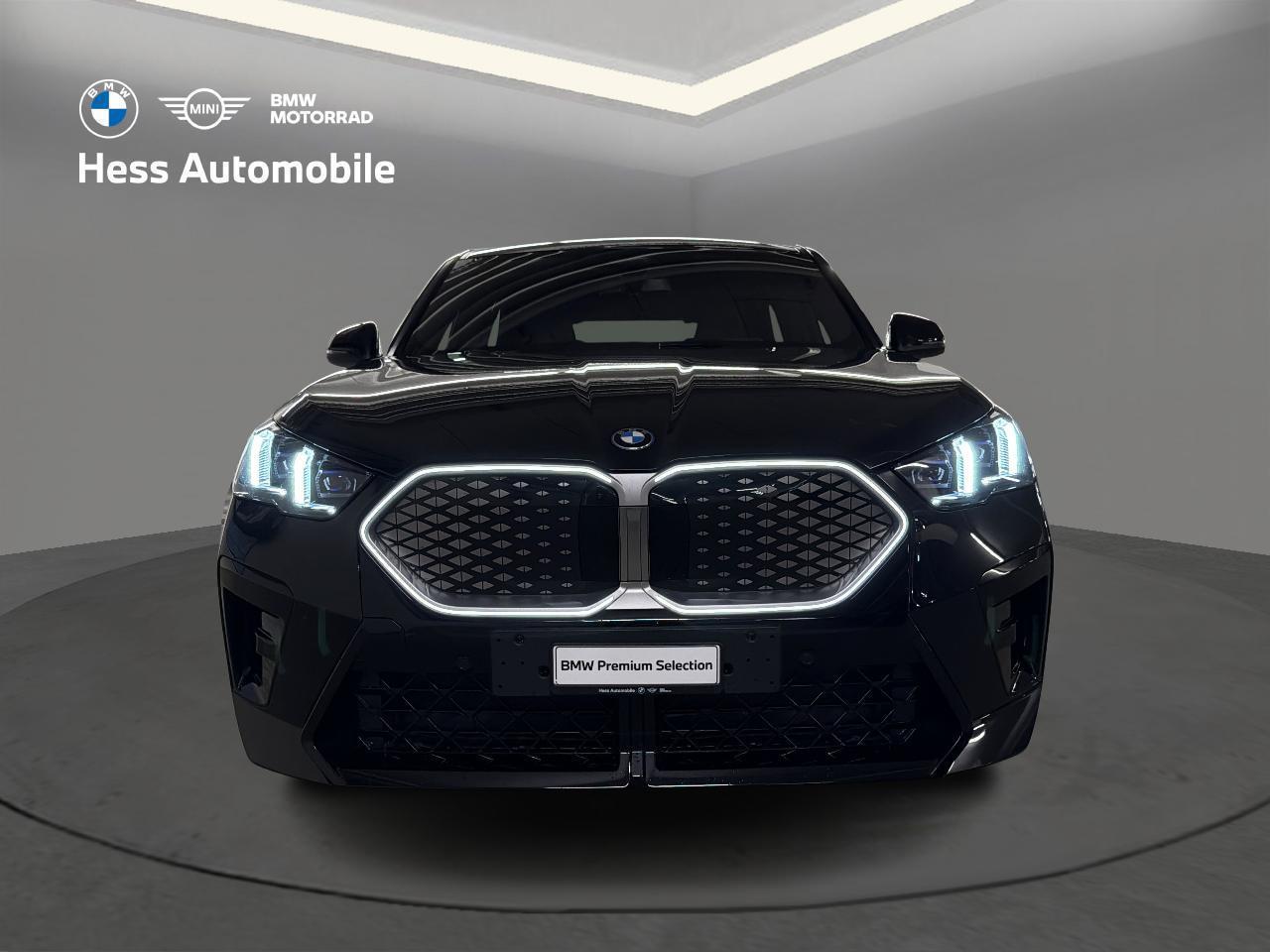 BMW iX2 30 xDrive M Sport-image-7