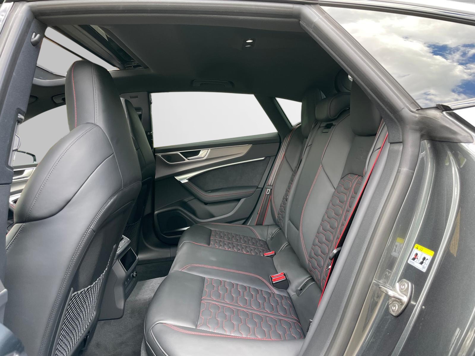 AUDI RS7 Sportback MHEV-image-6
