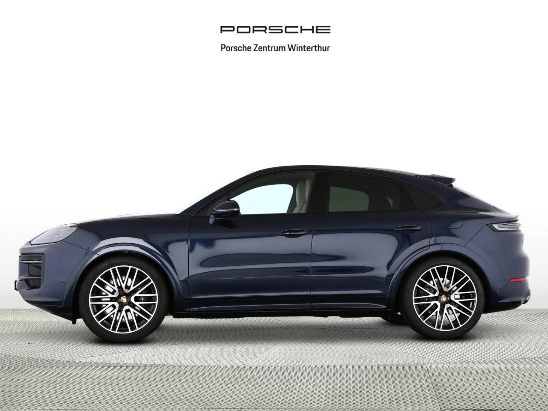 PORSCHE Cayenne E-Hybrid Coupé Black Edition-image-1
