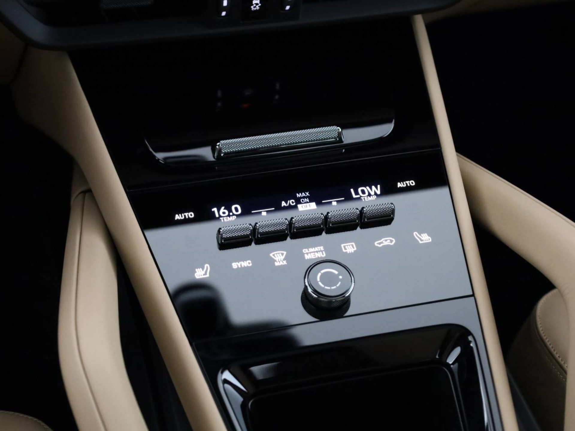 PORSCHE Cayenne E-Hybrid Coupé Black Edition-image-11