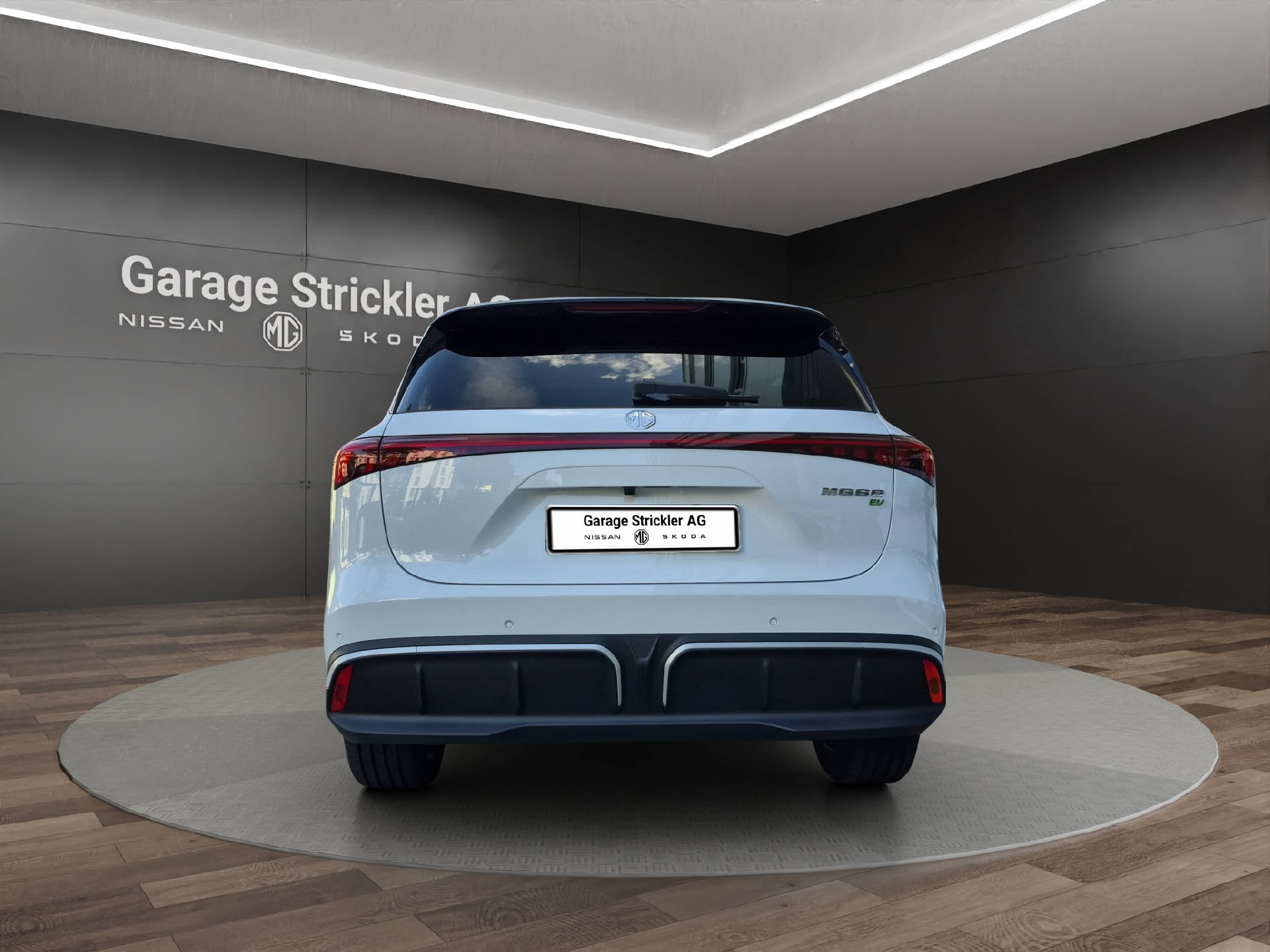 MG S6 EV 77 kWh Luxury 4WD-image-3
