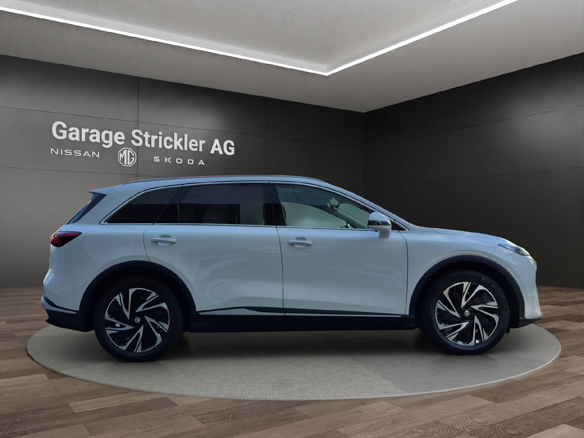 MG S6 EV 77 kWh Luxury 4WD-image-5